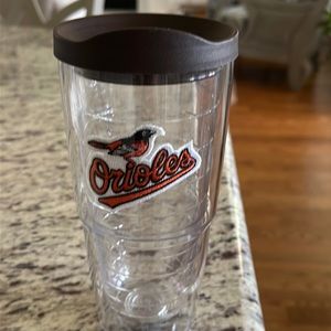 24 ounce classic tervis MLB Baltimore Orioles